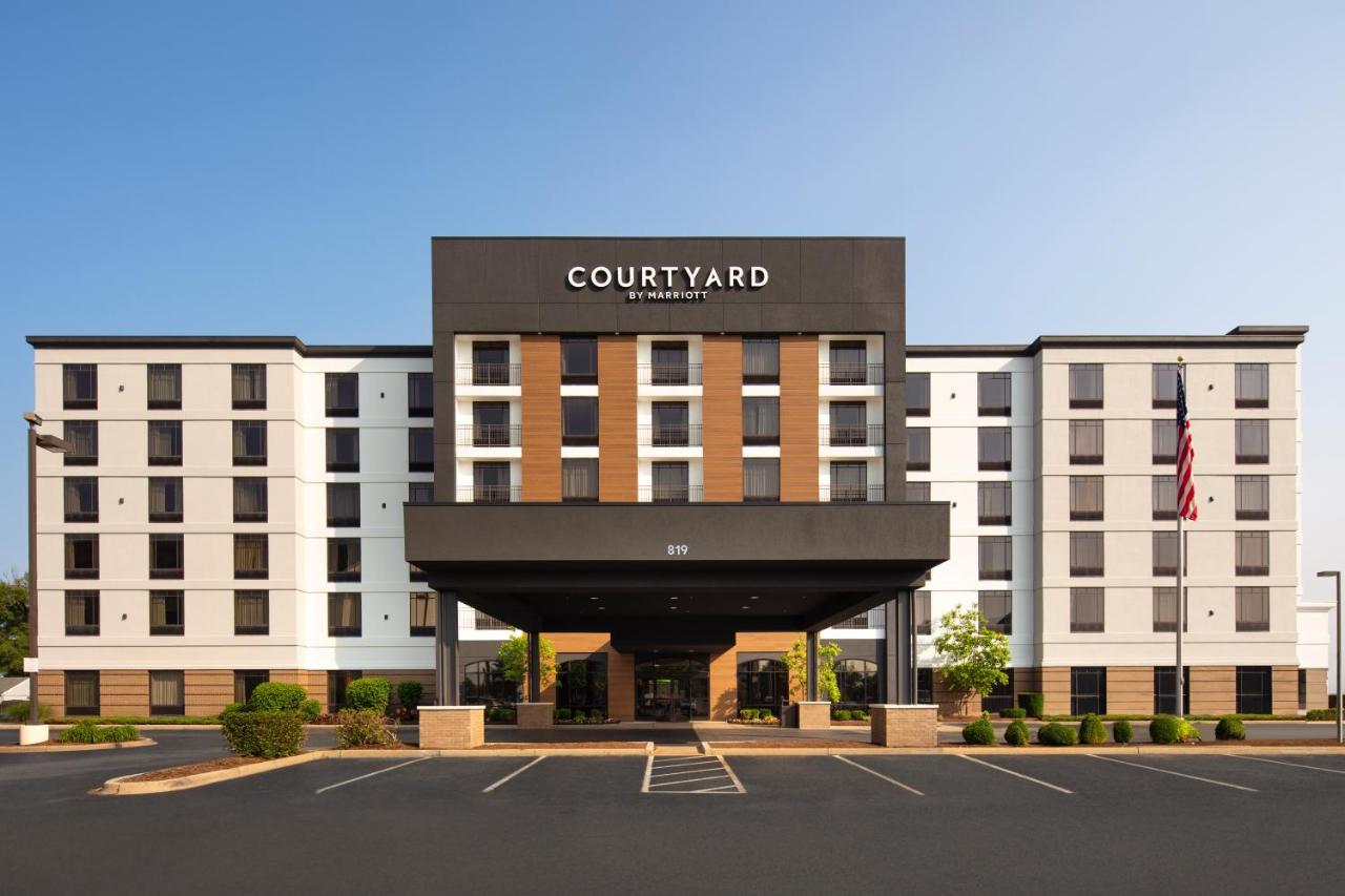 Courtyard Louisville Airport Экстерьер фото