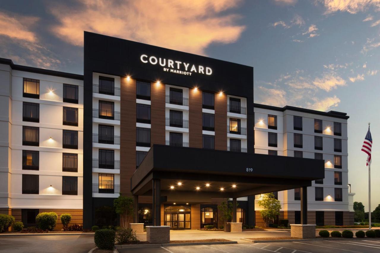 Courtyard Louisville Airport Экстерьер фото