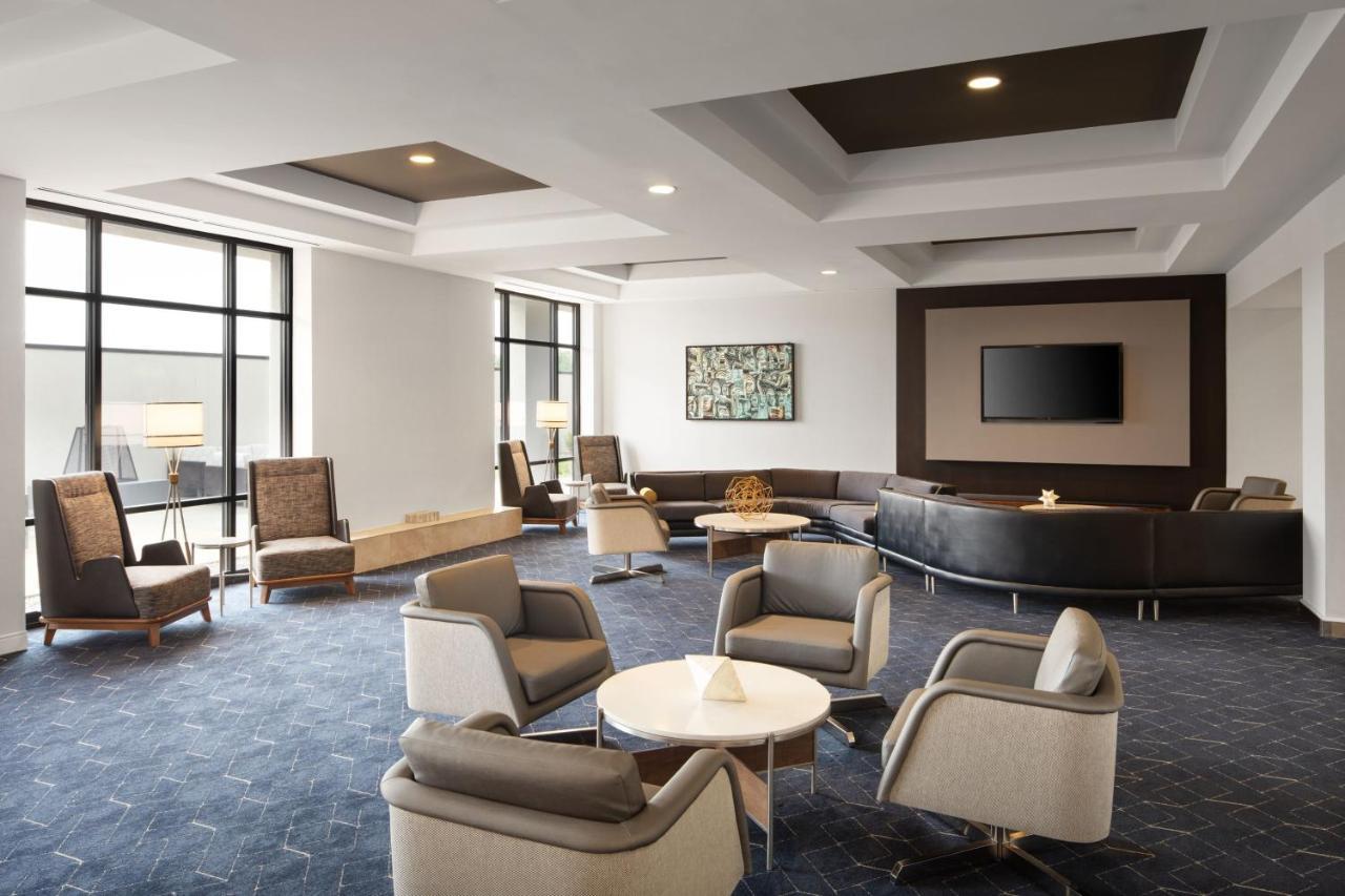 Courtyard Louisville Airport Экстерьер фото