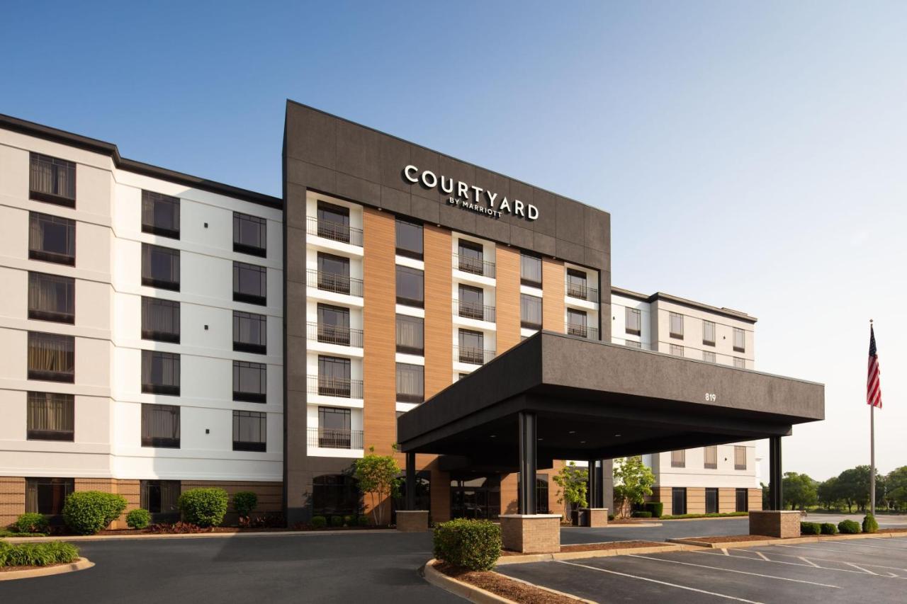 Courtyard Louisville Airport Экстерьер фото
